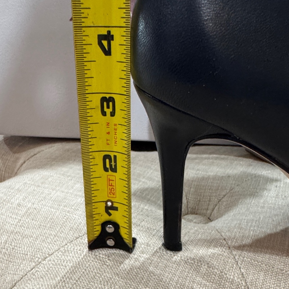 Jessica Simpson Black Ankle Booties - Picture 3 of 6